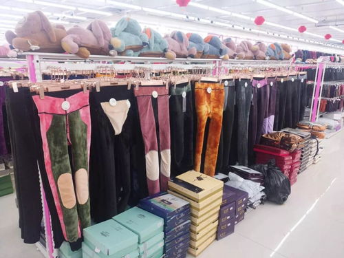 玉門火狐貍服裝批發(fā)城24號試營業(yè) 折扣巨獻，批發(fā)價格再創(chuàng)新低